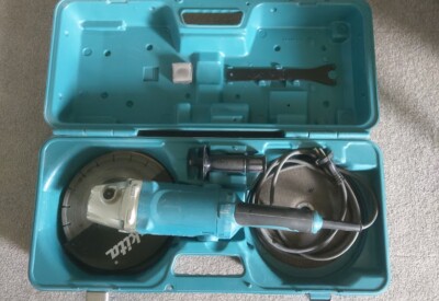 Location Meuleuse 230mm Makita à Villabé